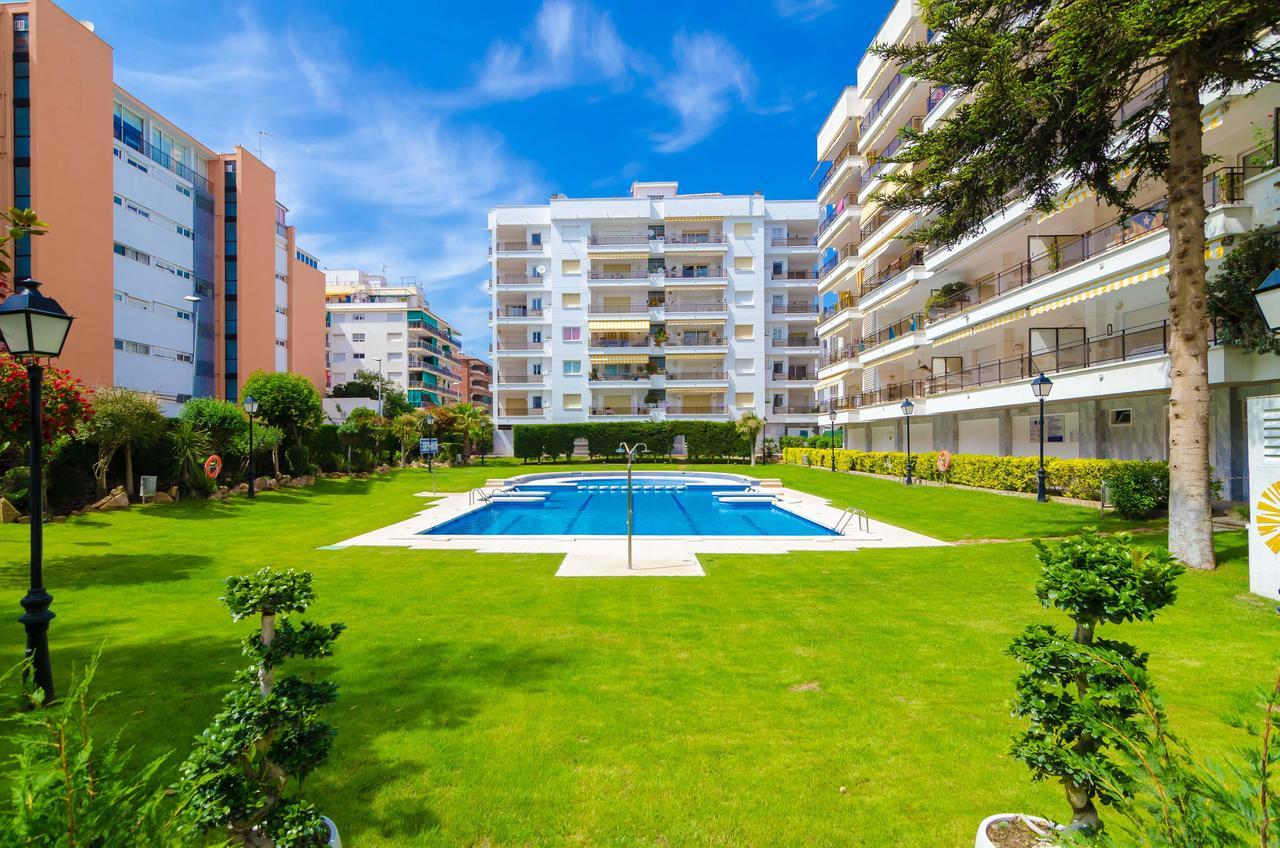 Smartr Lloret De Mar Bagian luar foto